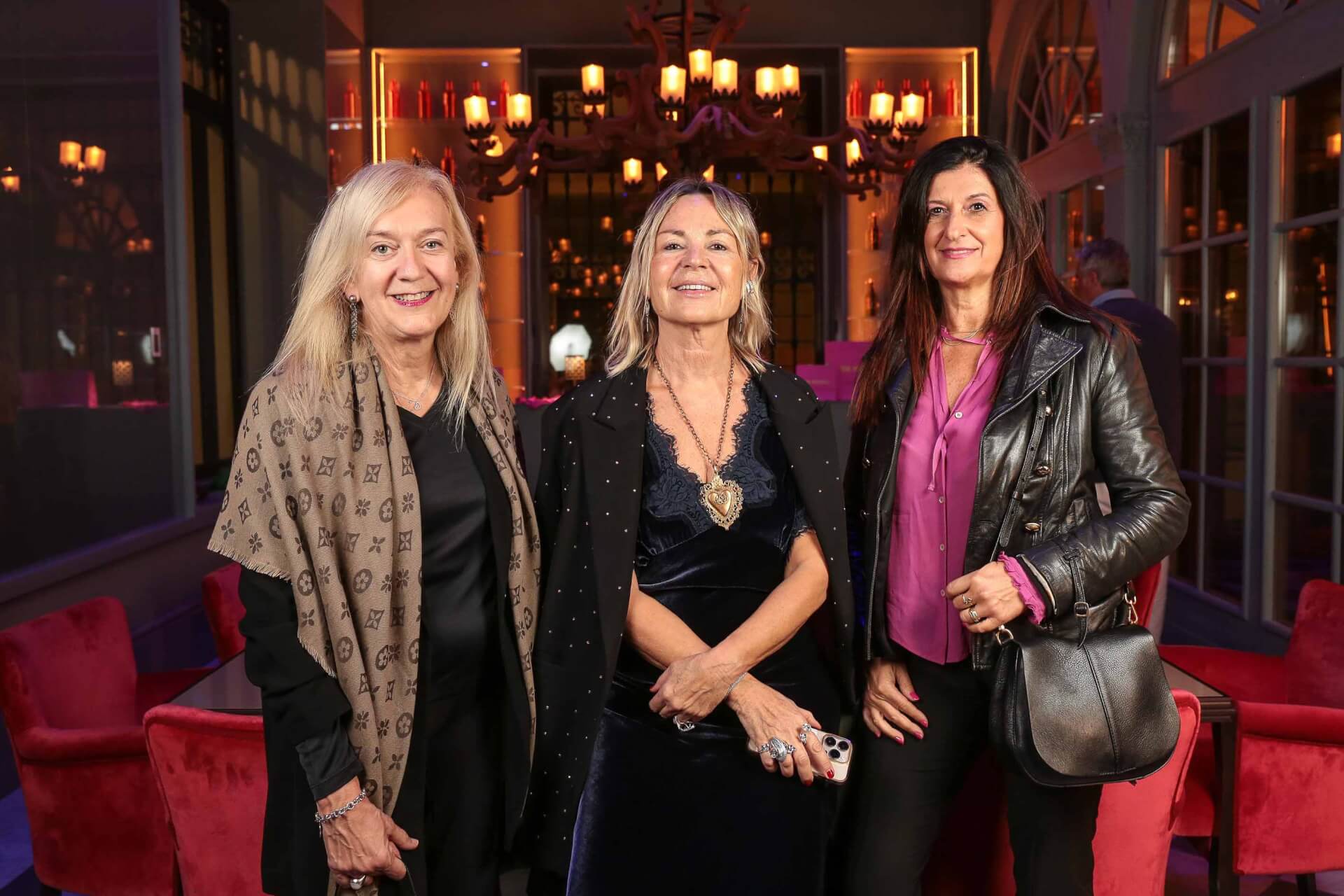 Claudia Camarlinghi con Isabella radaelli e Antonella Stivoli

